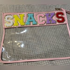 SNACKS POUCH